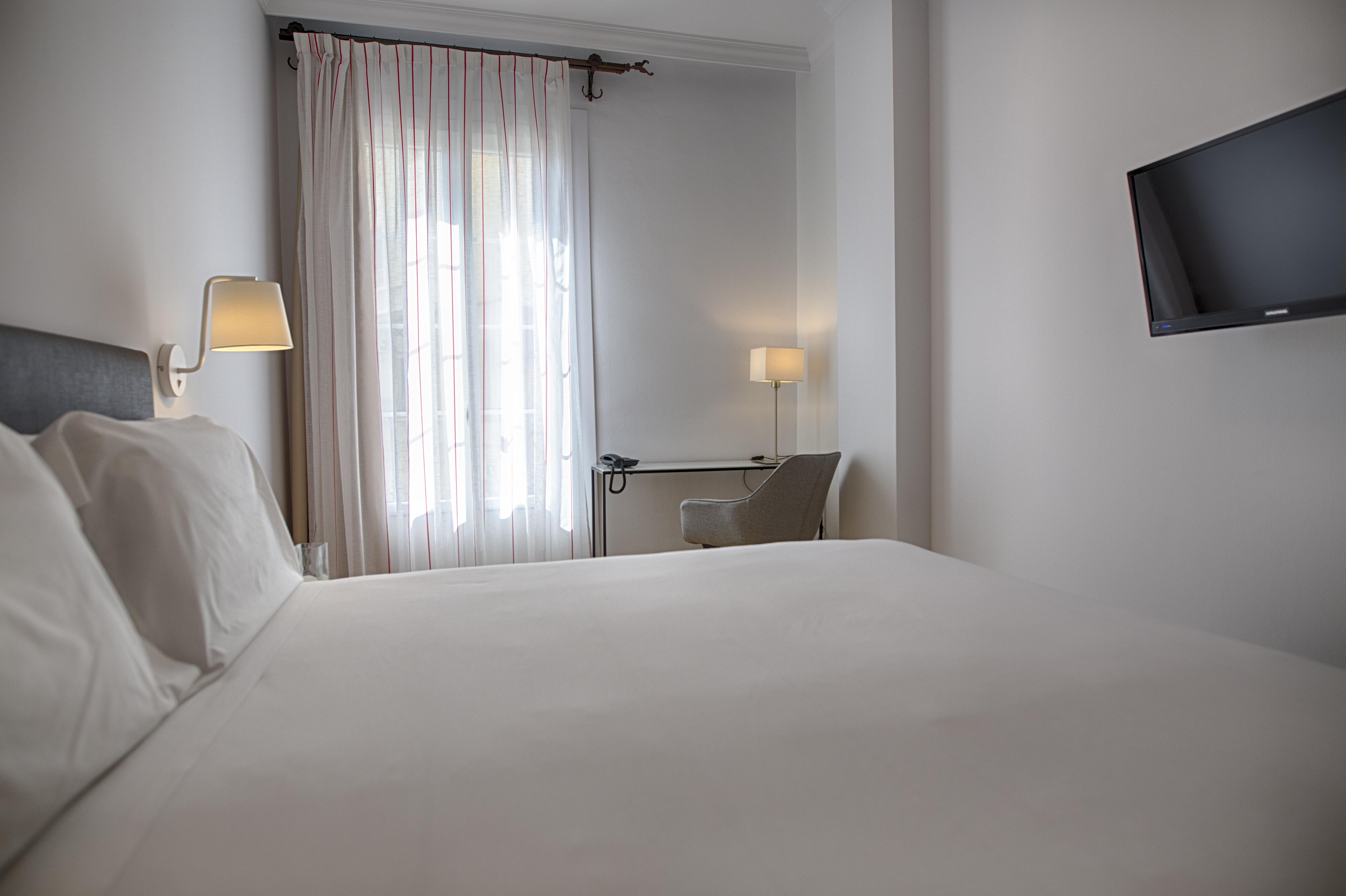 Sercotel Tribuna Hotell 3*
