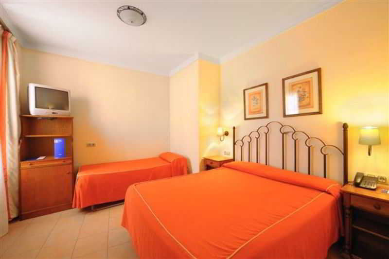 Sercotel Tribuna Hotell 3*